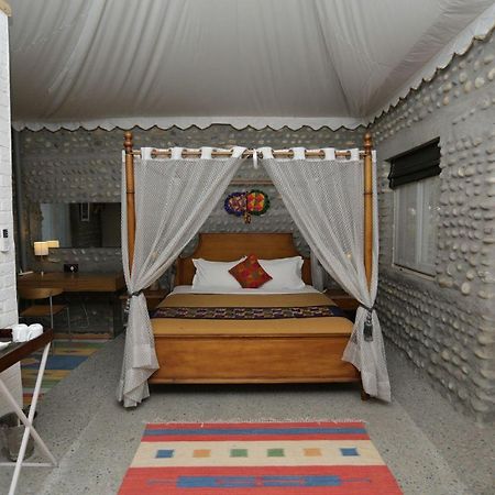 Hôtel Anand At The Satluj à Anandpur Sāhib Extérieur photo
