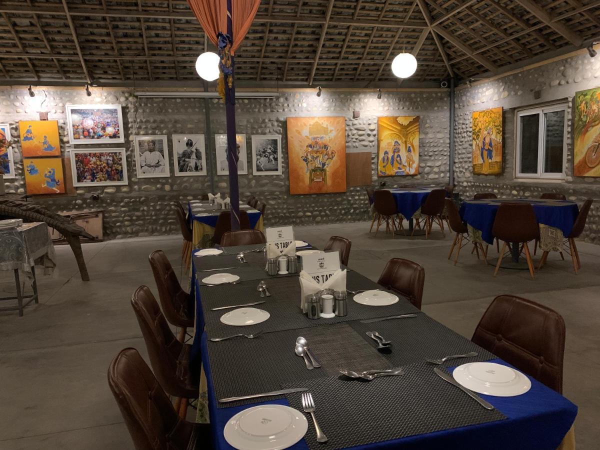 Hôtel Anand At The Satluj à Anandpur Sāhib Extérieur photo