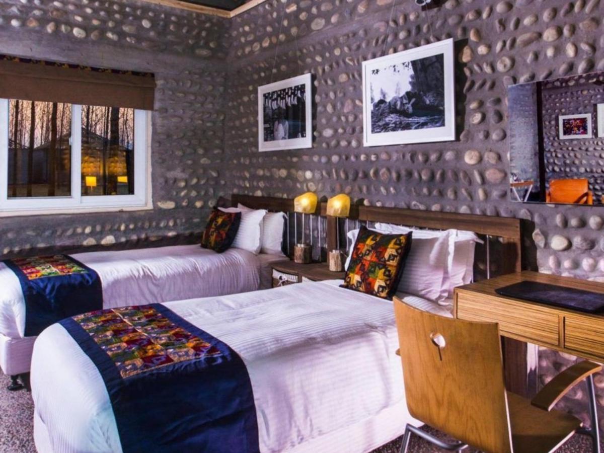 Hôtel Anand At The Satluj à Anandpur Sāhib Extérieur photo